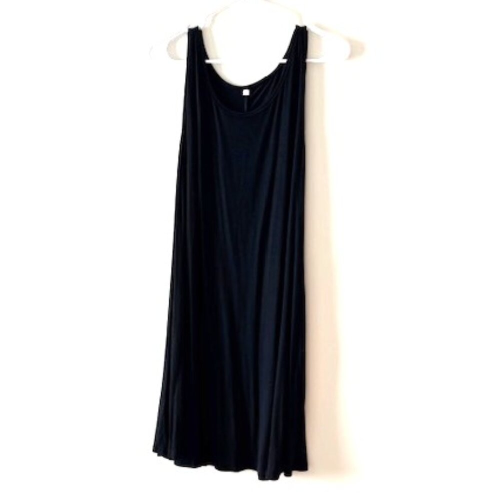 Black Sleeveless Swing Dress